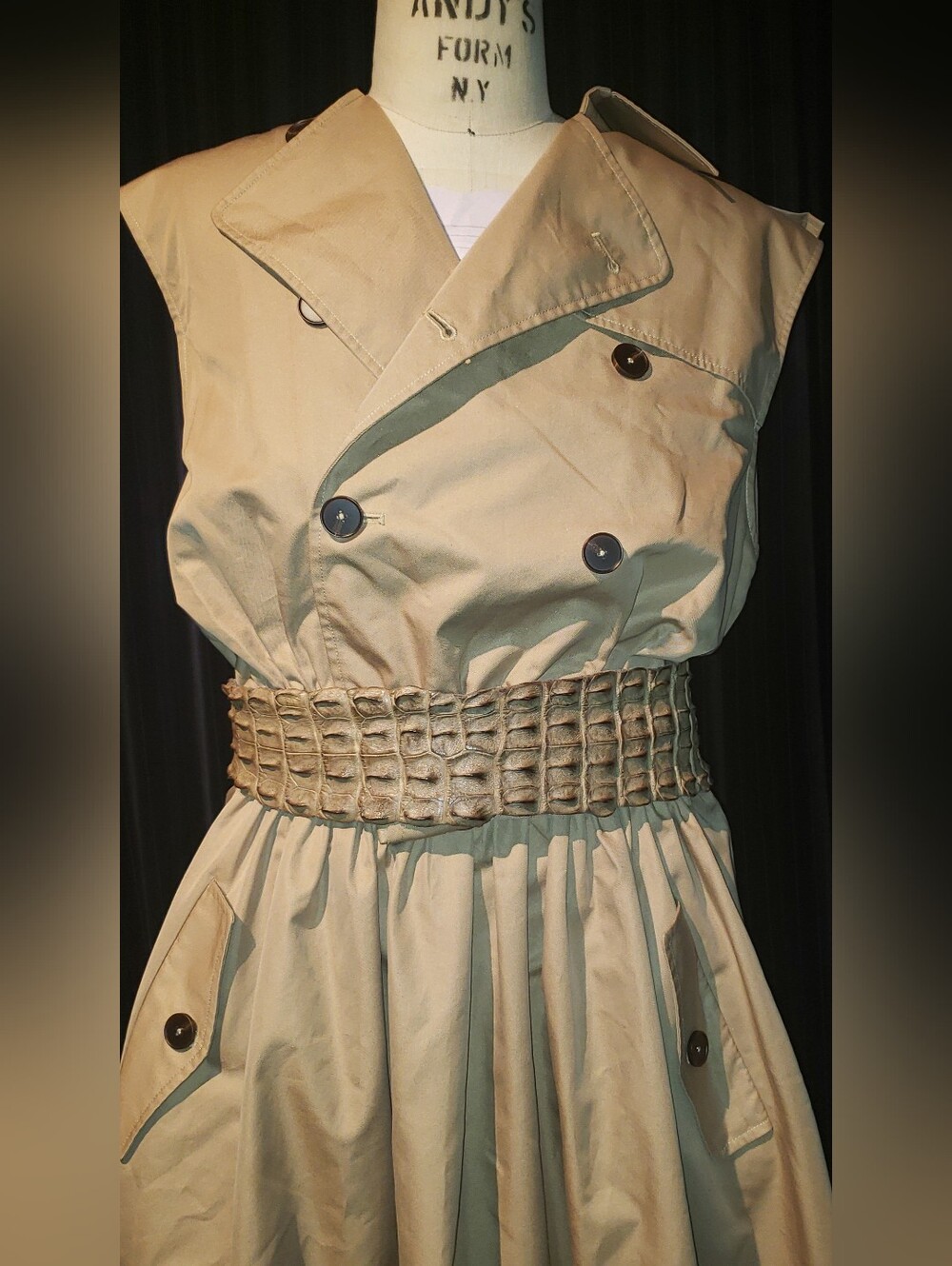 Absolutely Sublime Khaki  Intricate Trench Dress See All Pics N Description.